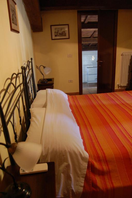 Agriturismo La Curbastra Pensionat Faenza Eksteriør billede